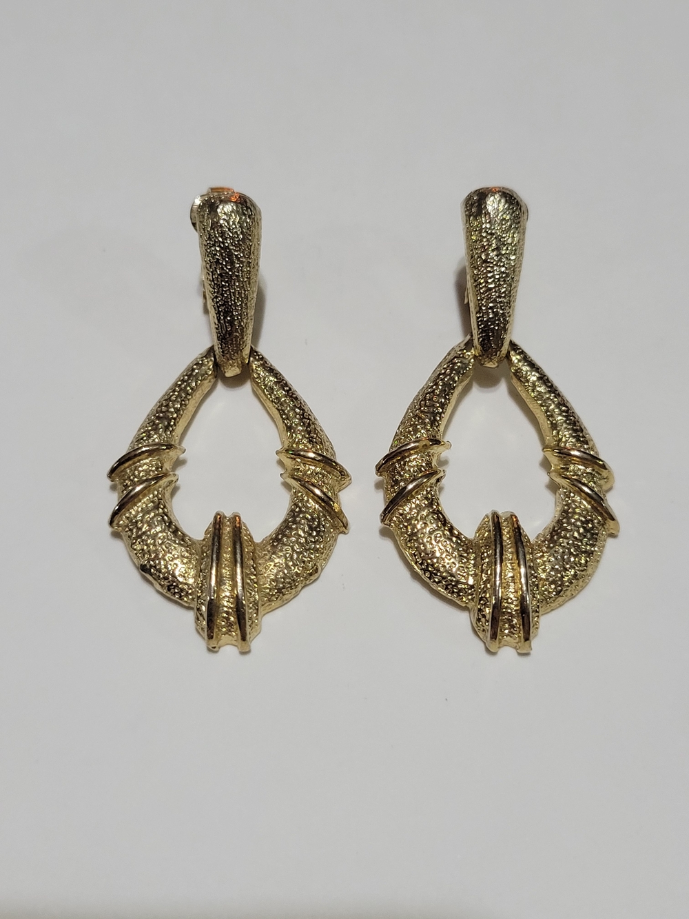 Gold-Tone Textured Drop Clip-on Earrings - Elegant Women Jewelry